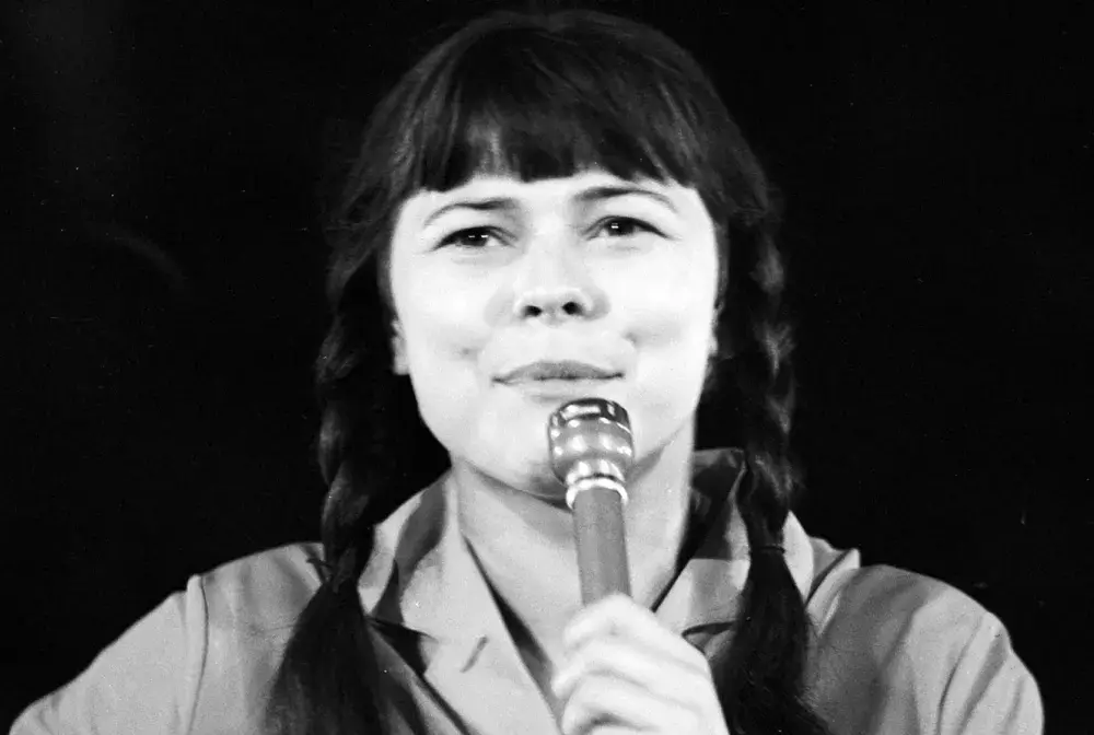 Najlepsze piosenki Karin Stanek i dlaczego wciąż działają