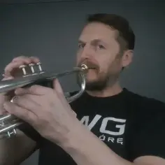 Jak rozpocząć wspaniałą przygodę z grą na trąbce? Porady dla początkujących