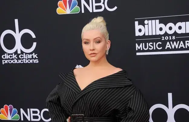 Zdjęcie Christina Aguilera - znaczenie i tekst piosenki "Beautiful"